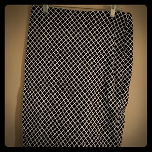 89th & Madison Black & White Skirt